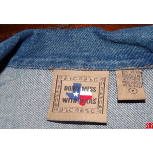 Don't Mess with Texas Denim Jacket Embroidered Jean Coat Embellished Size Medium - Picture 11 of 11